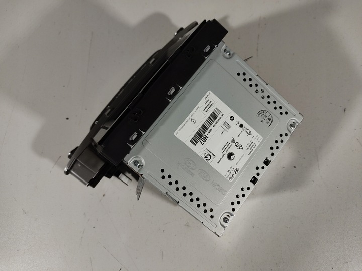 фото №16, Hyundai ioniq 17r- радіо дисплей