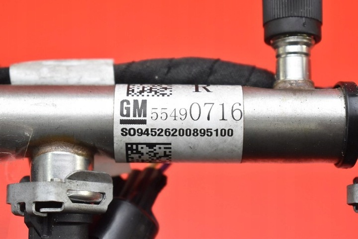 фото №8, Планка впрыскивающий opel karl 1.0 17r