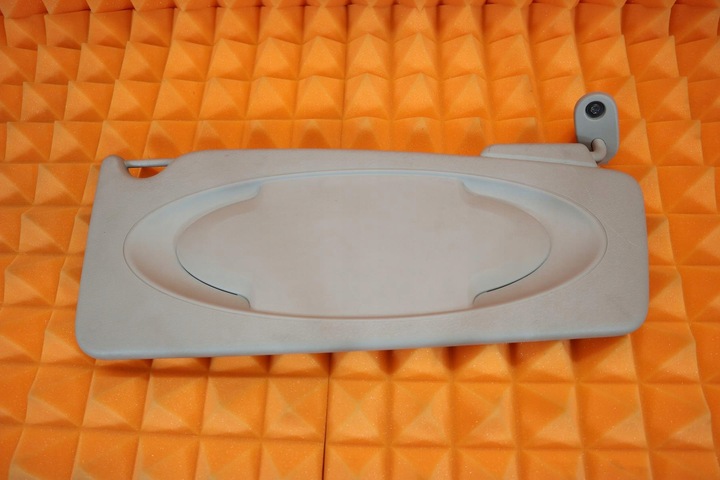 фото №1, Mercedes citan w415 защита солнцезащитная правая 8200544838