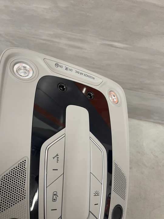 фото №5, Лампа потолок a4 b9 a5 8w a6 c8 4k0947135ae