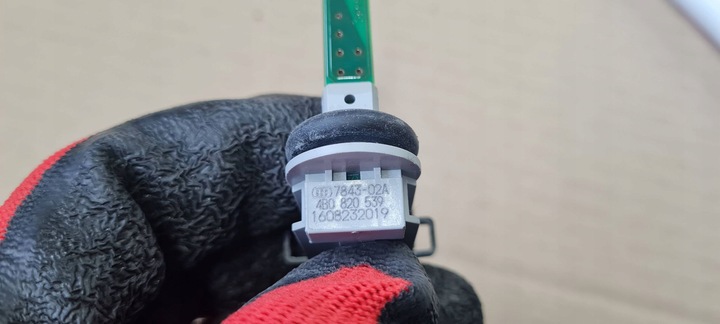 фото №9, Sq8 4m rsq8 q8 датчик температури внутрішньої 24r 4b0820539 sq7 4m q7 q5