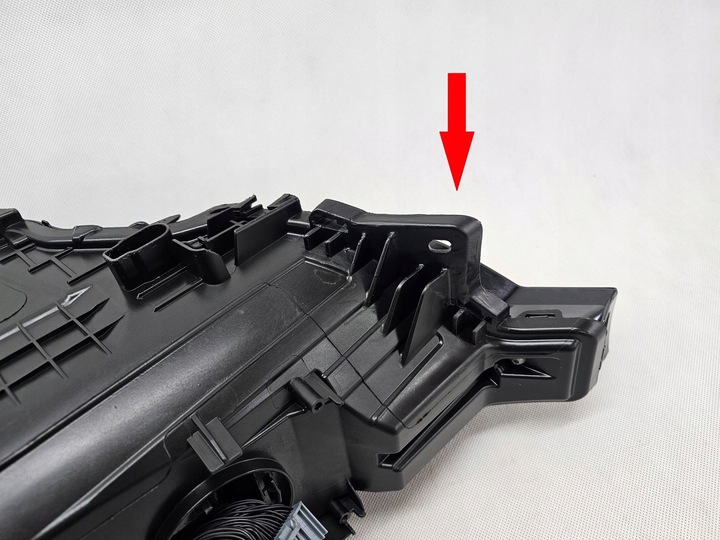 фото №12, Volvo xc60 ii 2017+ лампа перед правая полный led европа 31108601