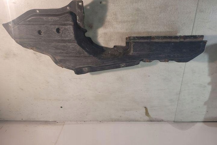 фото №8, Задня середня захист шасі bmw x5 e70 7217521 3.0l дизель 173kw 2009