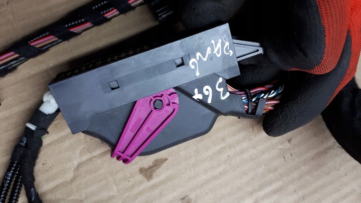 фото №13, S4 b8 рестайлинг a4 штекер усилителя bang 3g+ a5 q5