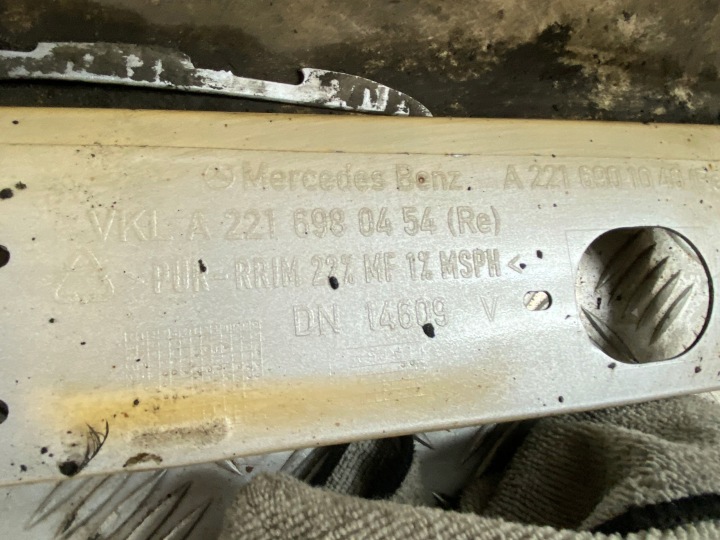 фото №8, Mercedes w221 молдинг пороговая правая amg a2216901040 775