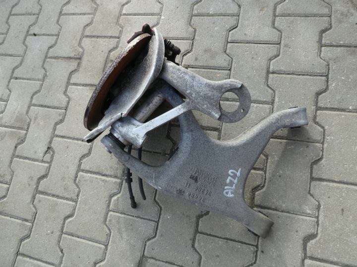 фото №5, Audi a4 b8 ричаг  заднє нижній поворотна опора 8k0505312j