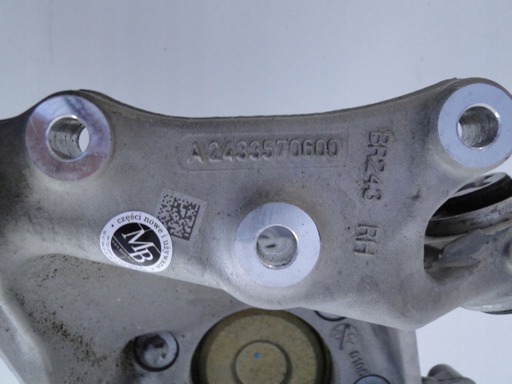 фото №9, Mercedes eqb 243 x243 w243 поворотна опора ступиця задня права