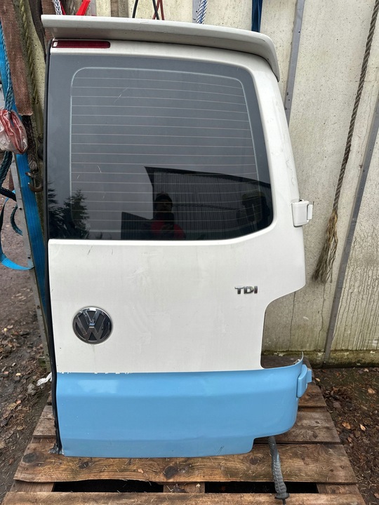 фото №1, Vw t5 дверь skrzydełkowe задние правые крылья