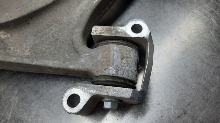 фото №7, Рычаг перед левый нижний volvo xc90 ii xc60 ii v60 v90 16-