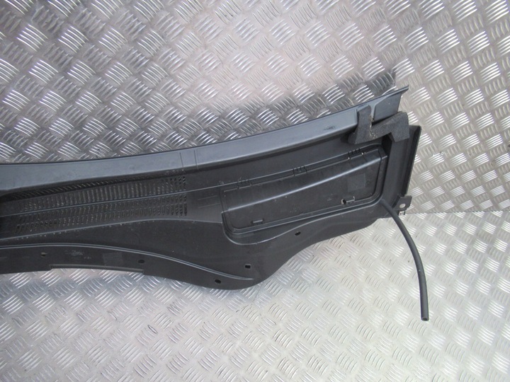 фото №6, Maserati levante панель под лобовым стеклом 670193967