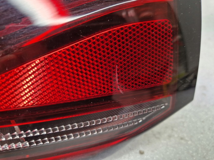 фото №5, Citroen c4 iii 20- фара зад левая w крыло европа