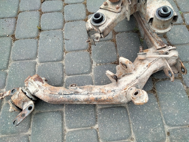 фото №8, Важіль зад avensis t25 2.2 d-cat sedan