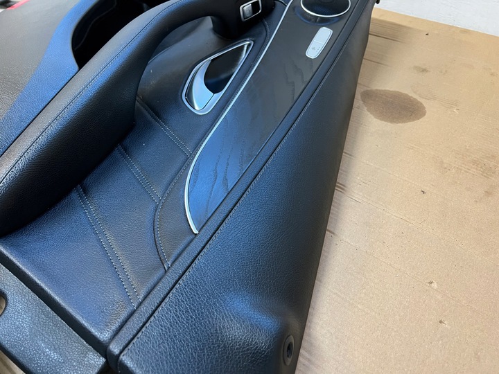 фото №10, Mercedes w205 боковина оббивка двері праві перед oryinał європа