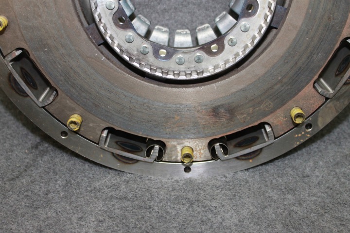 фото №12, Bmw e60 e63 m5 m6 s85b50a v10 5.0i - сцепление koło маховики диск комплект