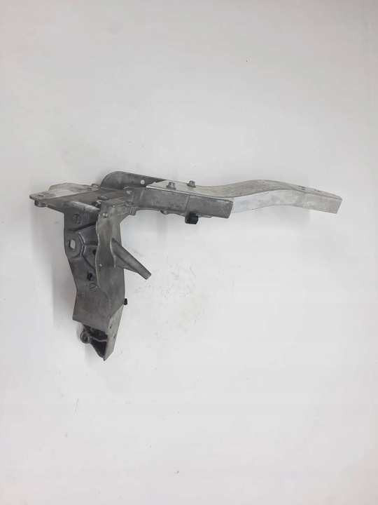 фото №1, Mercedes e w213 усилитель ремня передней правые