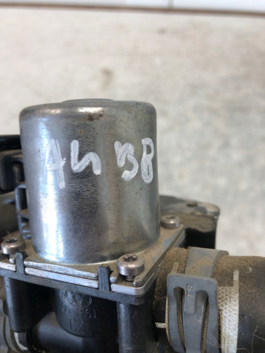 фото №5, Насос помпа основний  audi a4 b8 8k0820035b