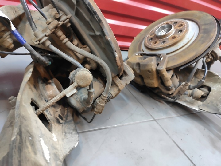 фото №9, Jeep cherokee kl 2.0crd 13-18 поворотный кулак суппорт диск рычаг правые левый зад