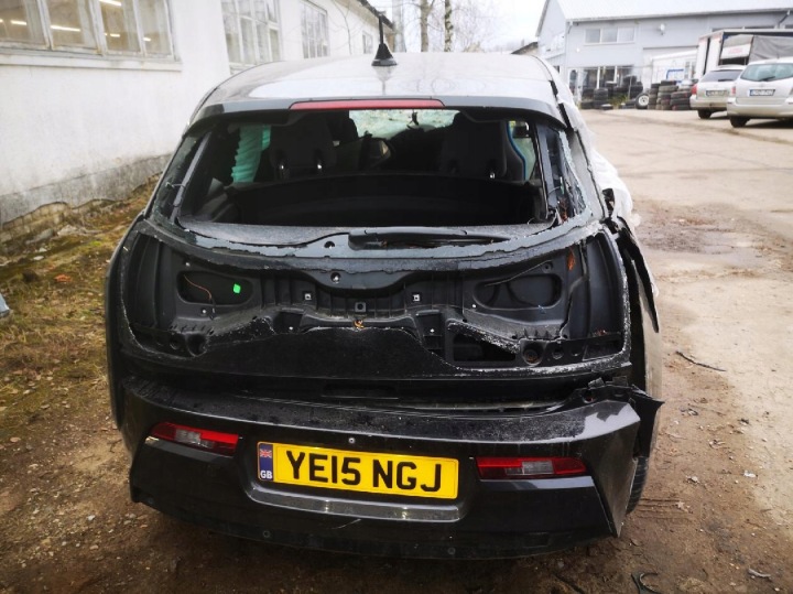 фото №9, Bmw i3 подушки двигуна а також подушки коробки кпп / коробка передач 2015 0.1l 17276810 172