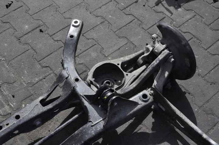 фото №3, Kia niro 1.6gdi гібрид підвішування задні балка зад