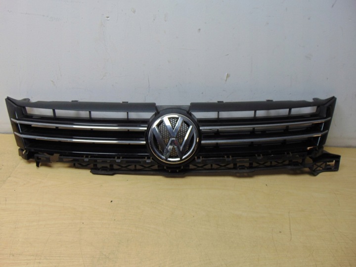 фото №1, Решётка решётка радиатора эмблема vw touran caddy 1t0853653l