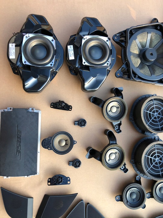 фото №8, Audi a8 d4 рестайлинг динамики озвучивание bose комплект