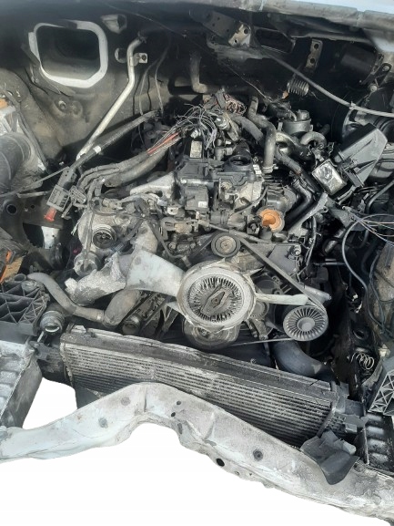 фото №1, Sprinter 907 2.2 cdi двигатель 651900 голый стойка