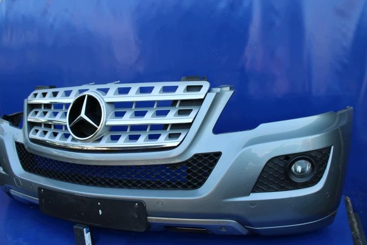 фото №9, Бампер перед передній решітка kpl oem номер mercedes ml w164 рестайлінг c792 a1648803240