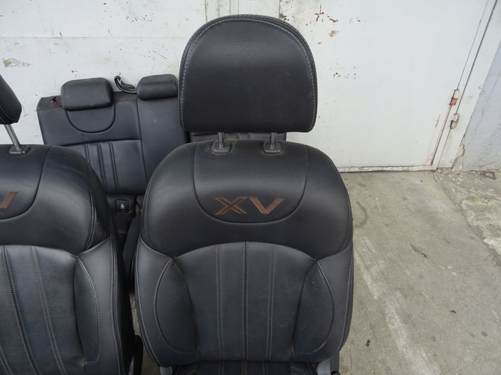 фото №8, Subaru xv сиденья диван кожа комплект