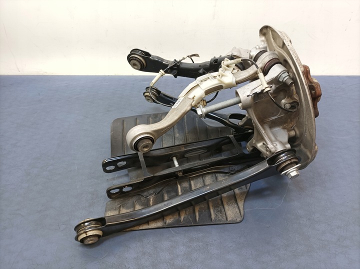 фото №4, Bmw 5 g30 поворотный кулак ступица зад правая рычаги