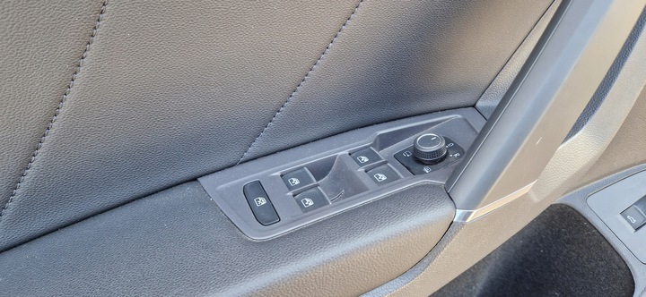 фото №7, Обшивки двері vw tiguan allspace 2016-2023 повний шкіра jak нове