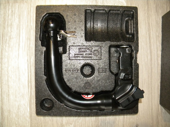 фото №11, Оригінал. комплект кулеподібний елемент wypinany hak буксирувальний пінополістирол bmw x1 f48 x2 f39