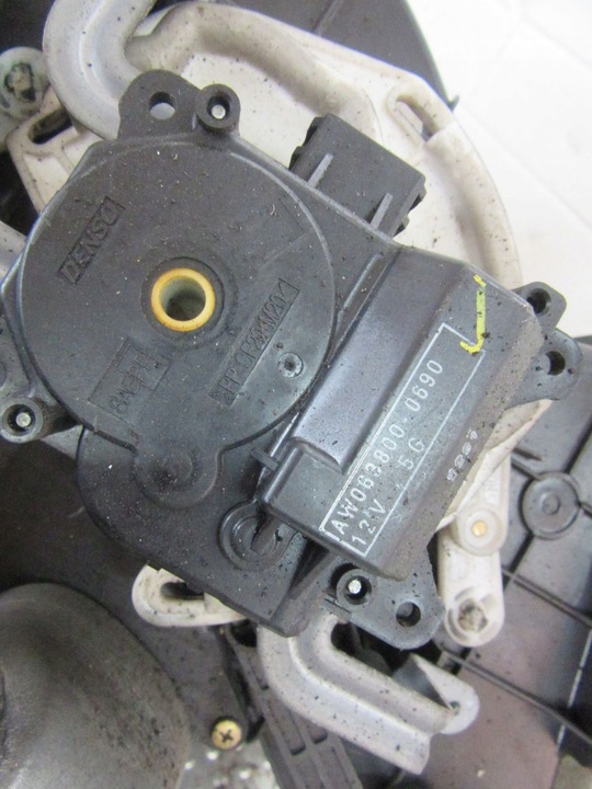 фото №13, Subaru tribeca b9 3.0i 2006 випарник обігрівач корпус kpl