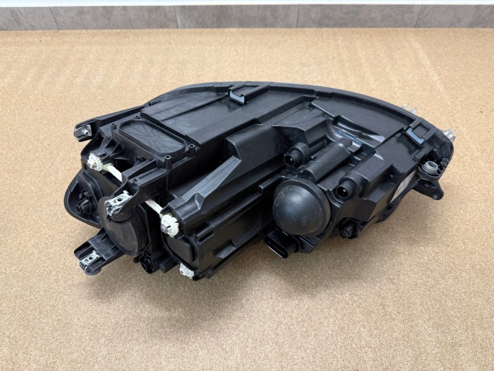фото №8, Vw golf 7 vii рестайлінг фара праве перед 5g1941006d 2019