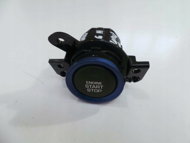 фото №1, Hyundai ioniq 18 1.6 гибрид кнопка старт/стоп