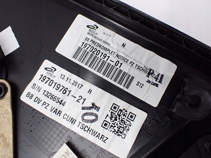 фото №7, Боковина оббивка двері лівий зад європа vw passat b8 універсал 17r