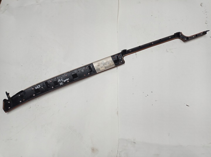 фото №8, Планка консолі панелі audi a4 b6 8e1853190