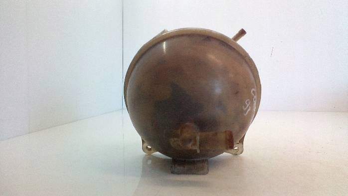 фото №8, Бачок расширительный vw golf iii 96r 1h0121407a