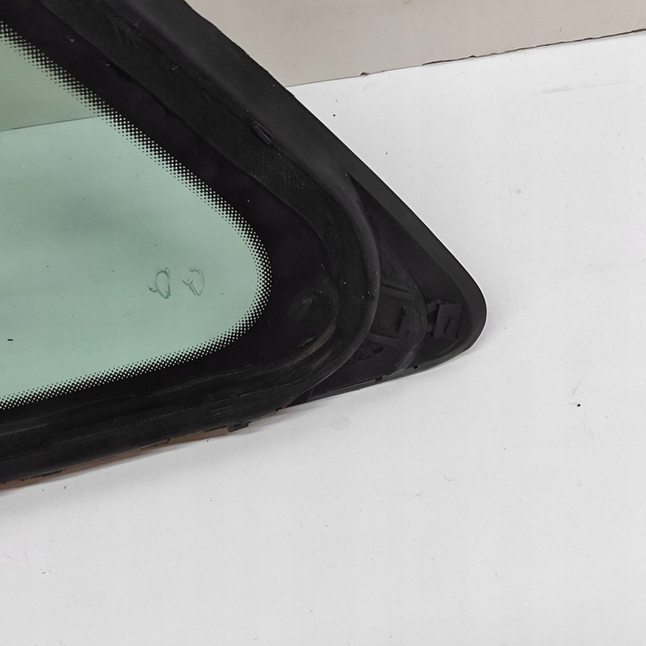 фото №6, Audi q4 sportback e-tron 2023 стекло кузовная задняя