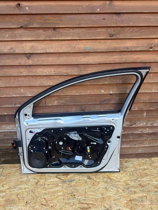 фото №10, Дверь передние правая сторона volkswagen passat b6 la7w