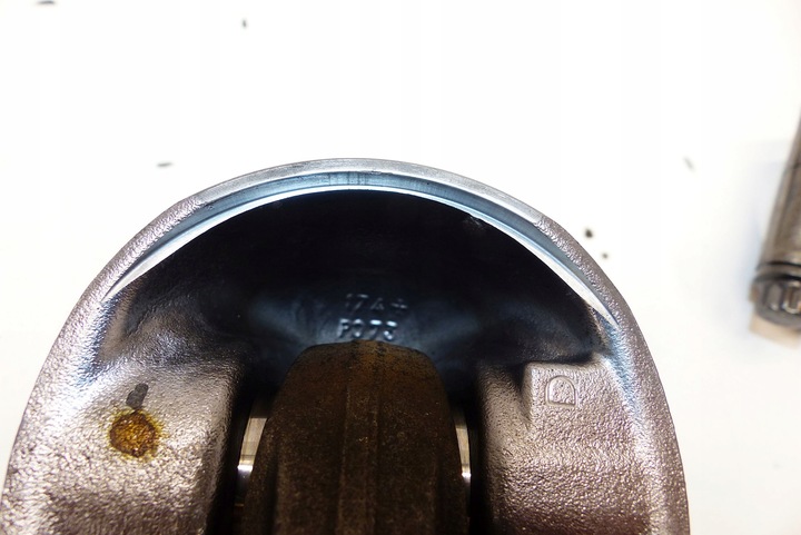 фото №9, Volvo v60 i s60 ii v70 iii xc60 2.0 d3 163km d5204t7 поршень + шатун