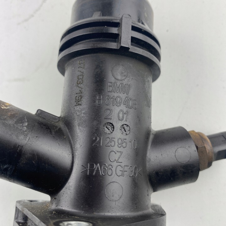 фото №8, Штуцер + датчик води bmw m140i m240i f21 f22 f23 f30 f31 f32 f33 f34 f36