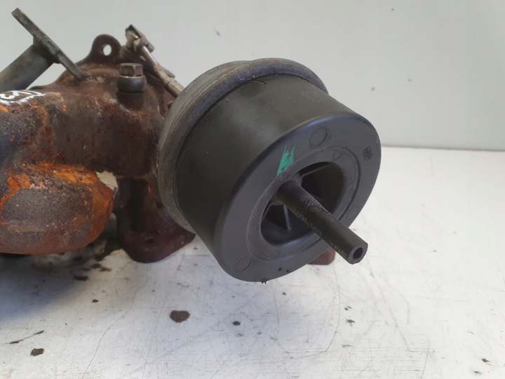 фото №12, Volvo v60 ii 2.0 d4 турбонагнетатель turbo 32240493 32240494
