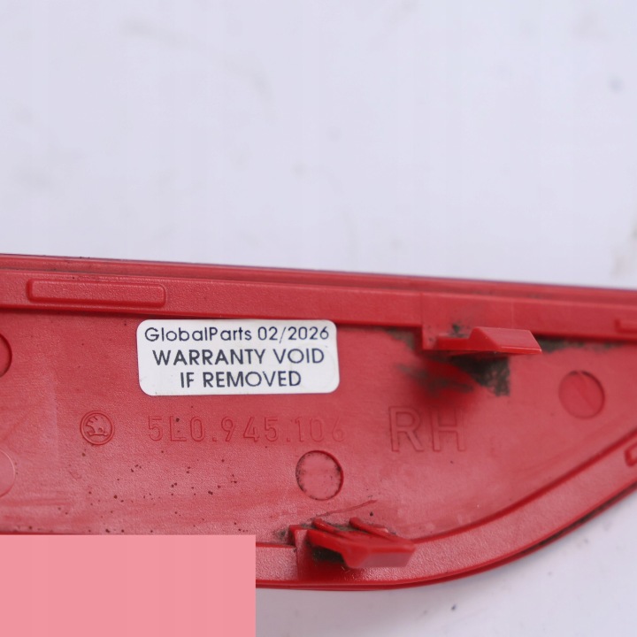 фото №12, Skoda yeti 5l отражатель бампера зад право 5l0945106
