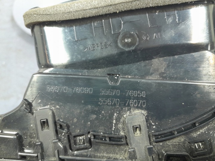 фото №14, Lexus ux 250h планка dekor повітропровід консолі 55410-76030