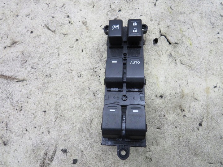 фото №1, Панель стекло sx4 s-cross