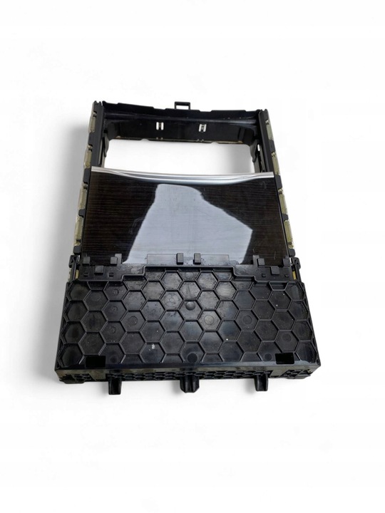 фото №5, Bmw 7 g11 g12 2017 пепельница панели распределительной 9327501