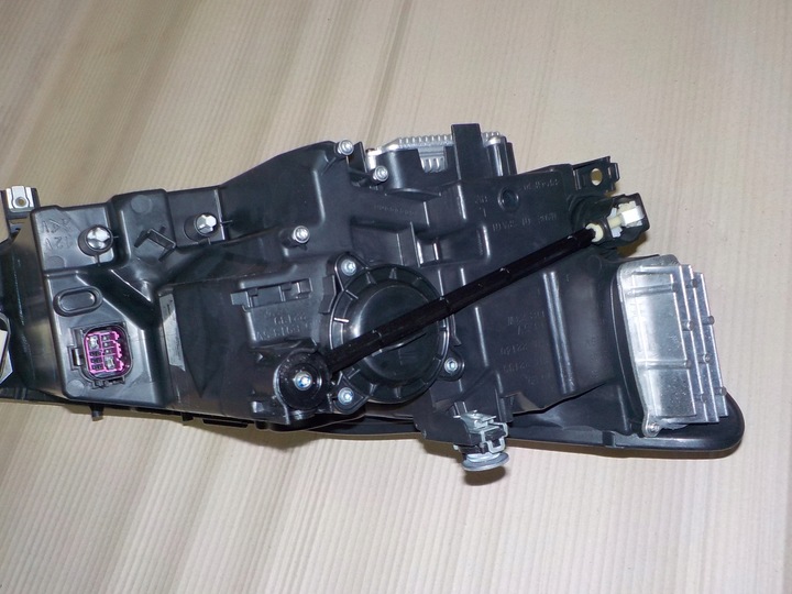 фото №13, Seat tarraco 19- лампа фара перед полный led