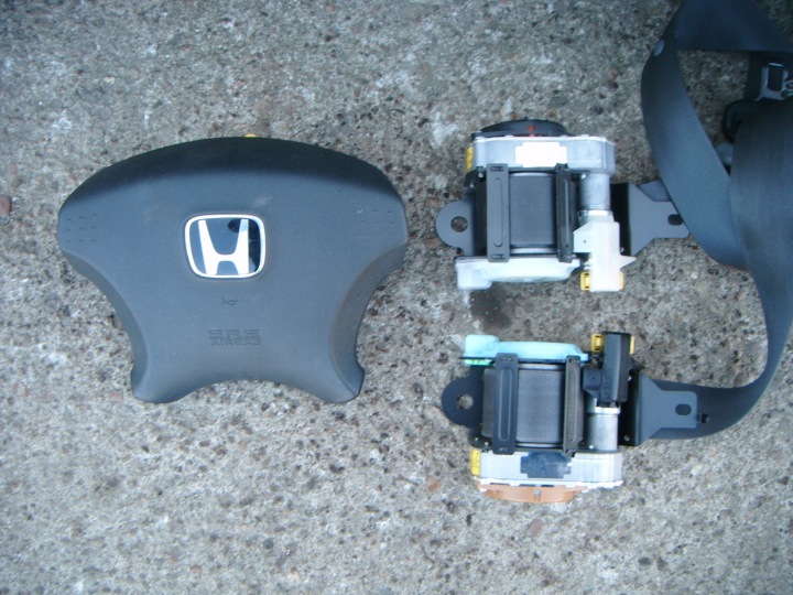 фото №9, Civic vii sedan 04-06 консоль подушки ремни