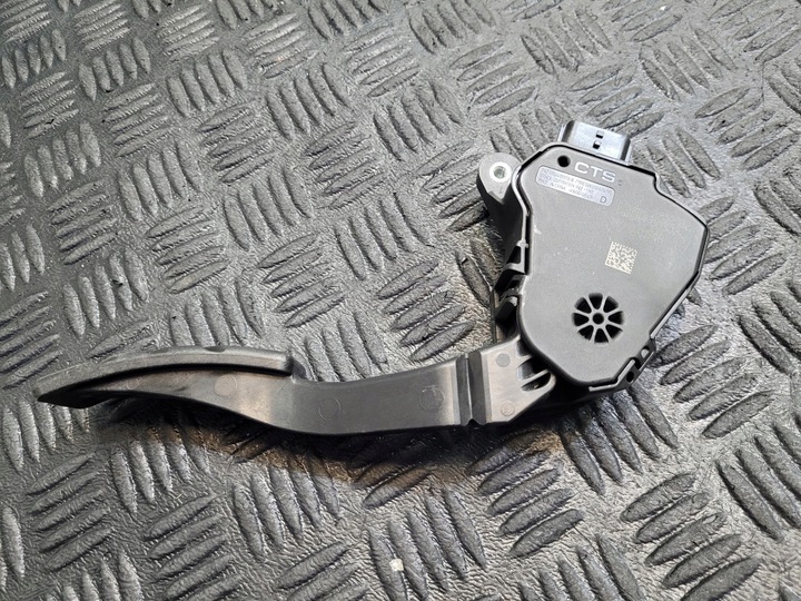 фото №3, Педаль газа 180100150r dacia spring