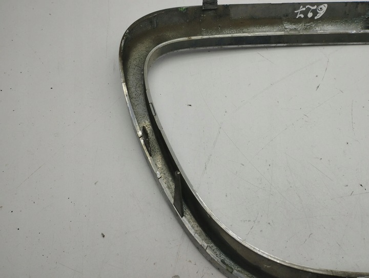 фото №11, Seat altea 2005 маскировочная накладка / решётка радиатора / решётка верхняя радиатор